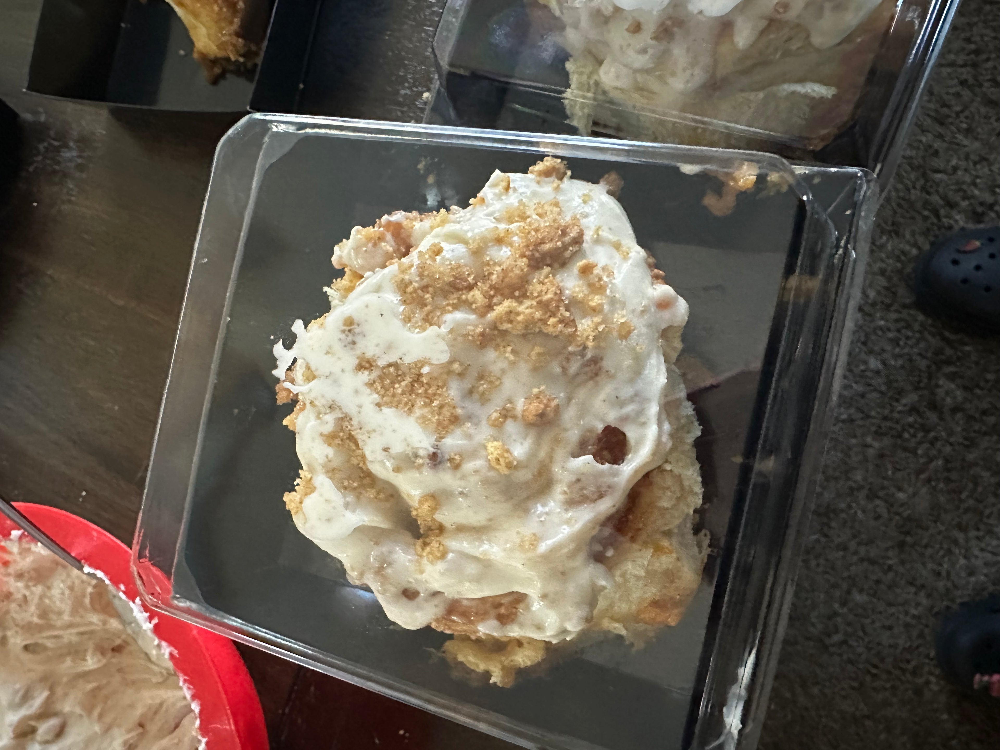 Half a pan (4 rolls)